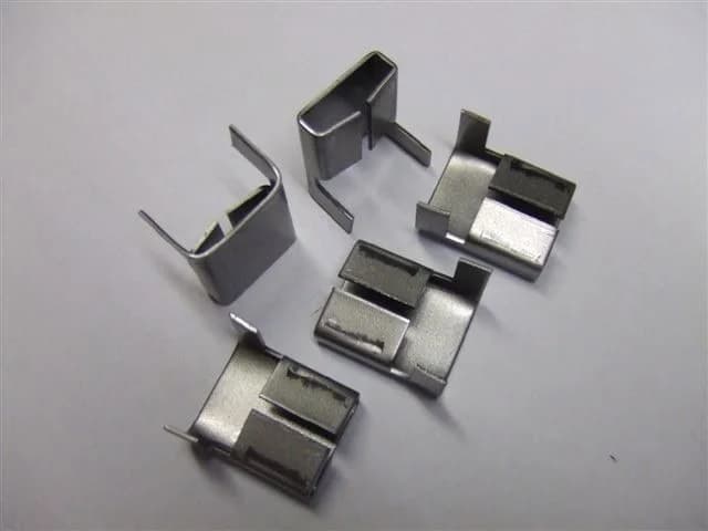 Spona 2 024 00 - 2 035 00